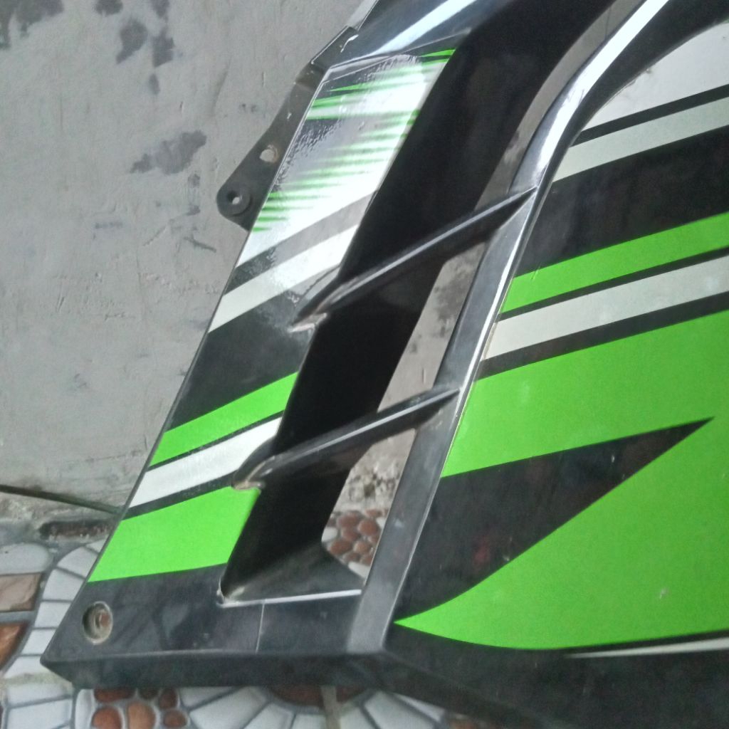 FAIRING KANAN NINJA250FI TYPE ABS SE