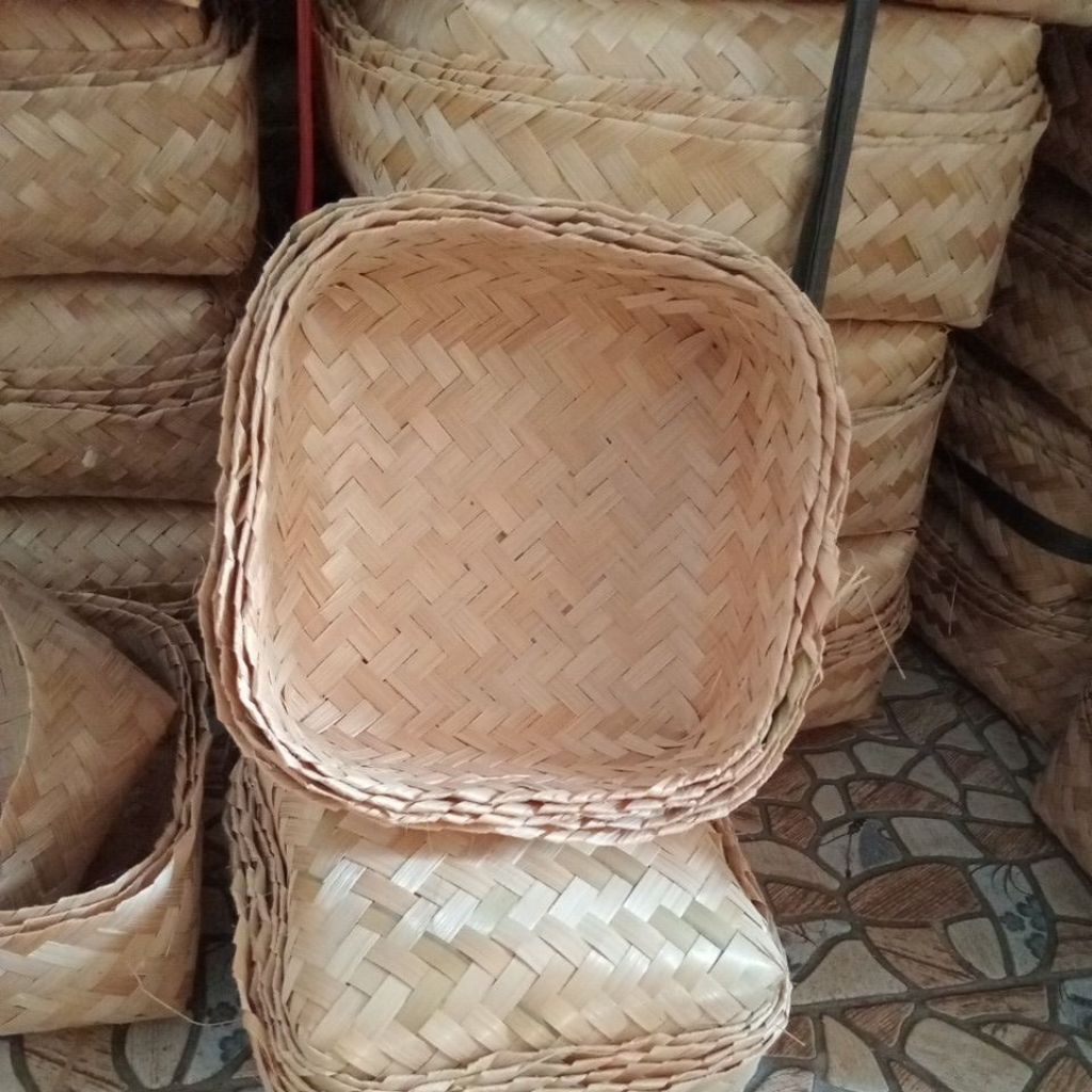 besek bambu 20x20 besek nasi dll