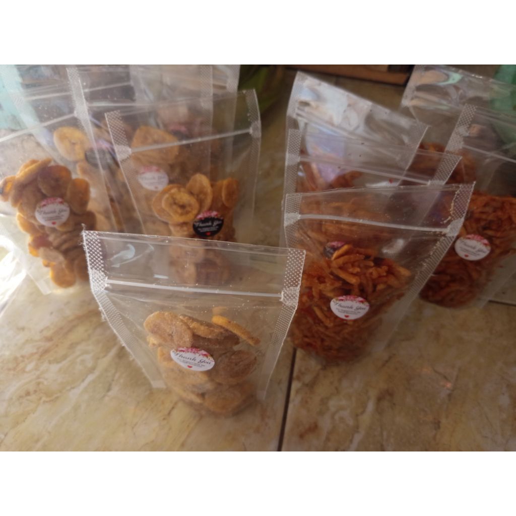 

kripik pisang manis... pisang asli... original