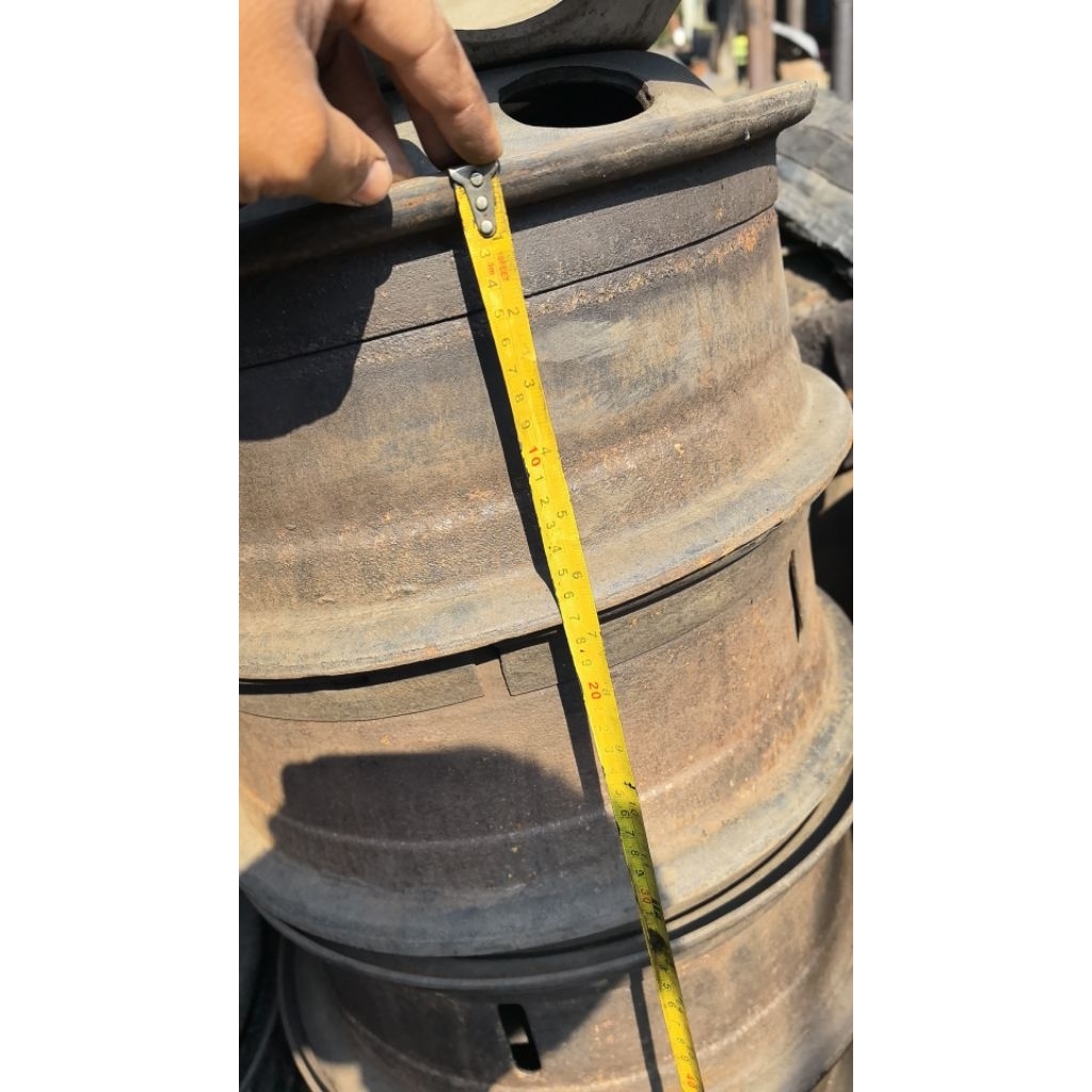 Velg R16 Mitsubishi Canter lama