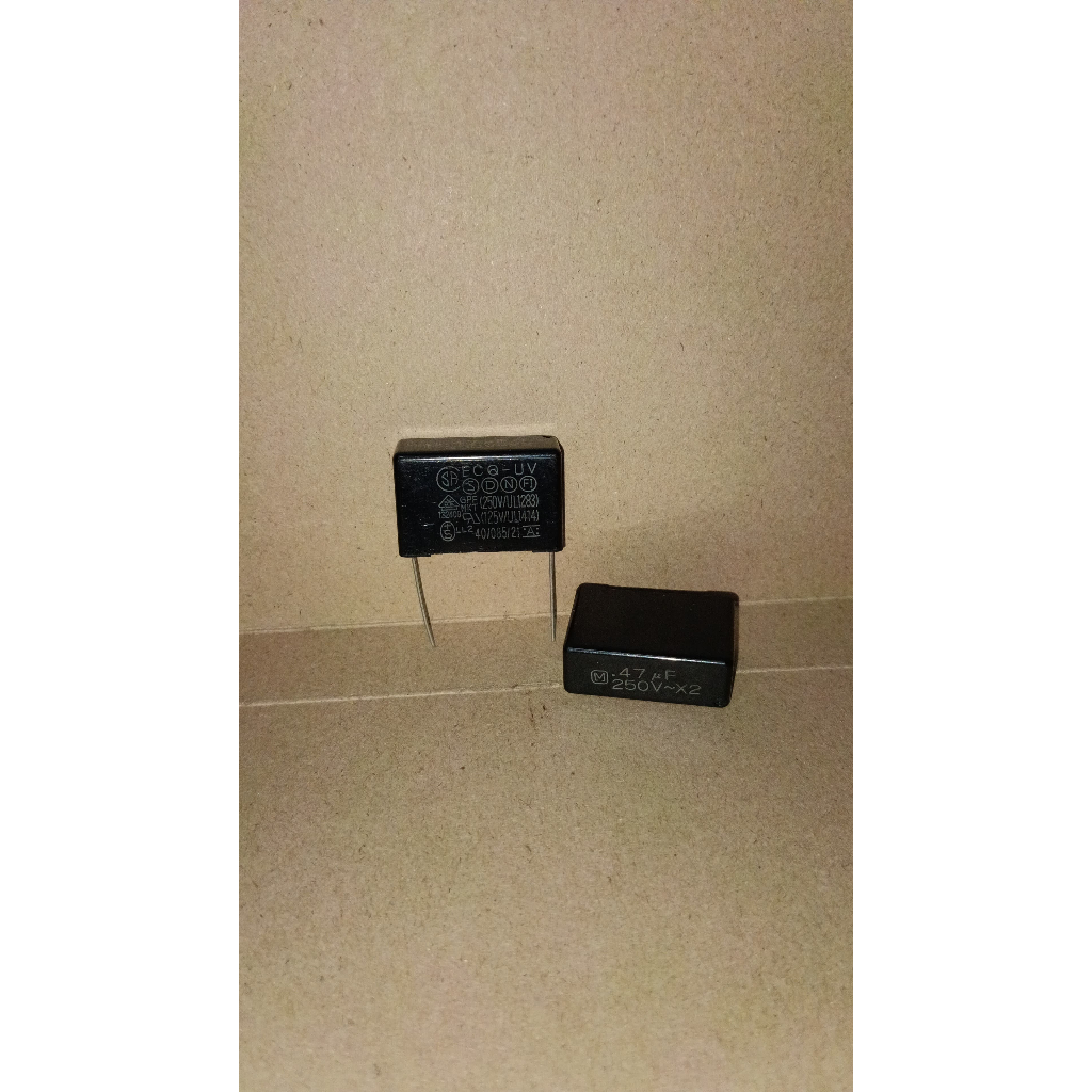 8257 kapasitor capacitor mkt mkp panasonic matsushita kotak 0.47uf 0,47uf 0.47 0,47 uf 250v
