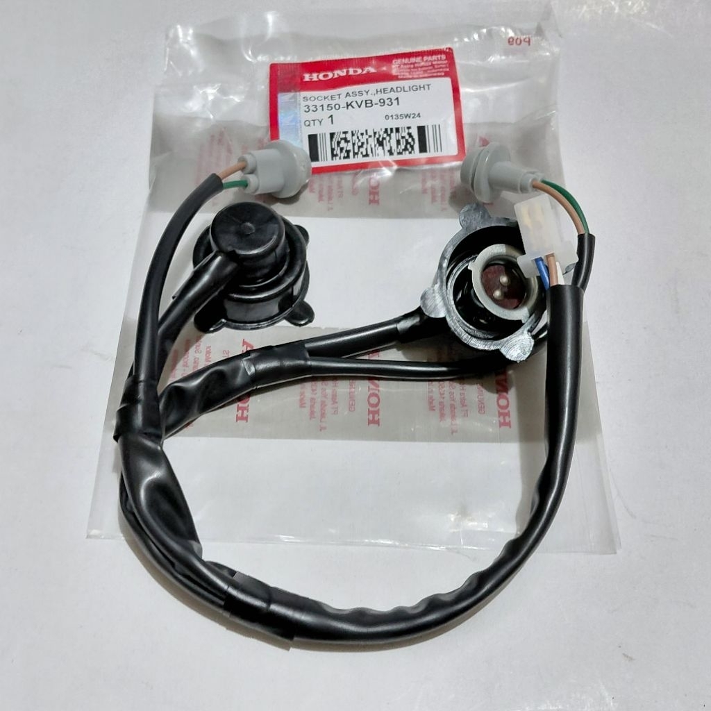 Fiting Lampu Socket Lamapu Depan Honda Vario 110 karbu Original ( KVB )