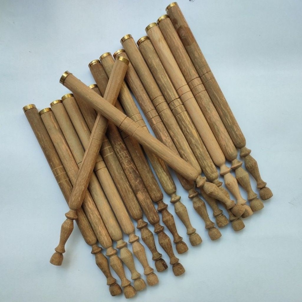 

gagang qolam kayu jati asli satuan/ gagang pena tutul / logat / gagang pesa besi