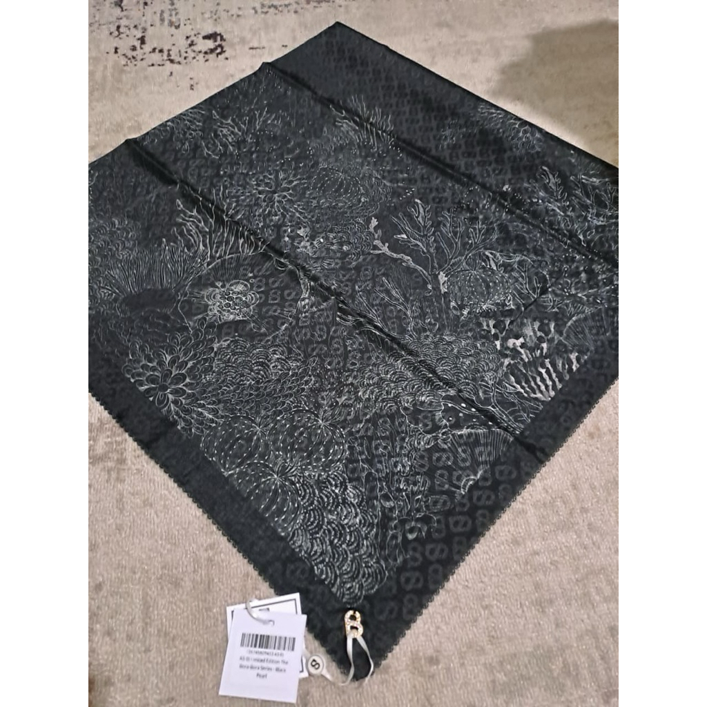 Bora Bora Buttonscarves Original