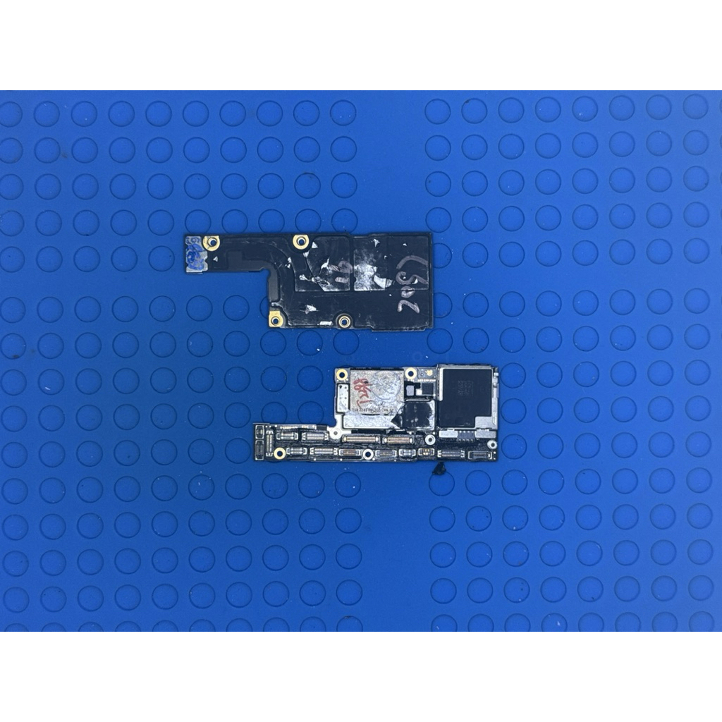 Mesin Iphone XS Lock icloud