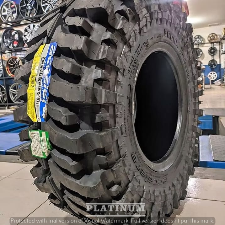 Ban mobil pacul offroad 33 12,5 R15 merk ACCELERA BADAK X-TREME ban mobil offroad R15 tubles
