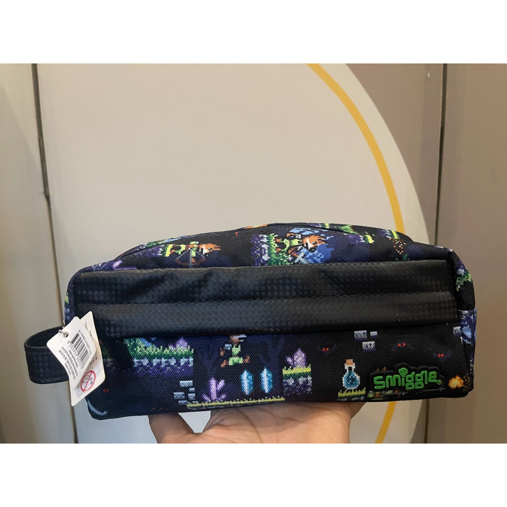 

tempat pensil smiggle