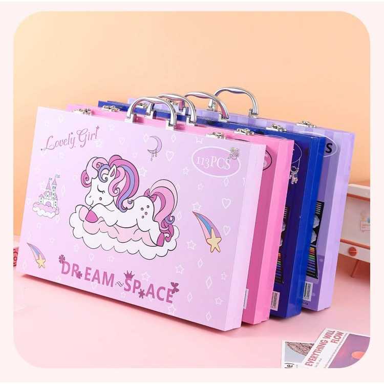 

Alat Mewarnai Anak Crayon Set 113 Pcs / Koper Box Crayon Lengkap dengan Spidol dan Cat Air