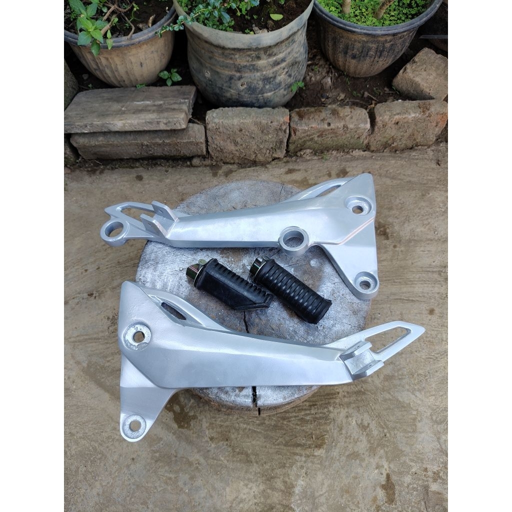 BOSTEP DUDUKAN BOSTEP SHOGUN 125R SHOGUN NEW SHOGUN 125SP STANDART SILVER