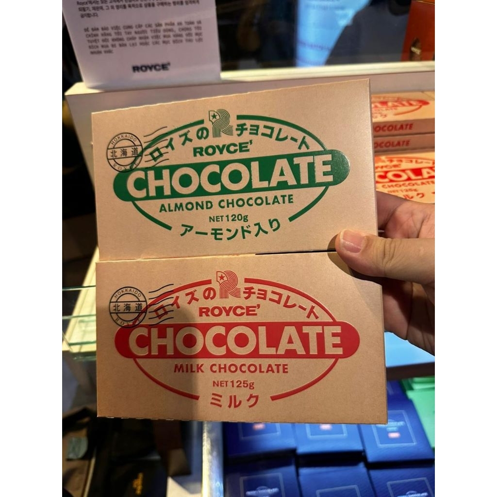 

royce chocolate almond / milk - coklat bandara jpg