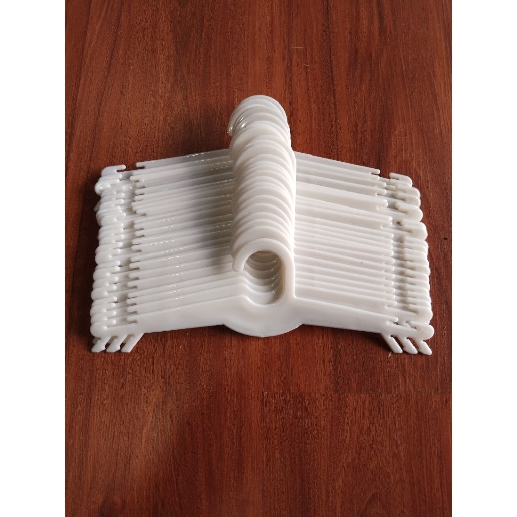 Hanger bra/Hanger Dalaman warna putih susu