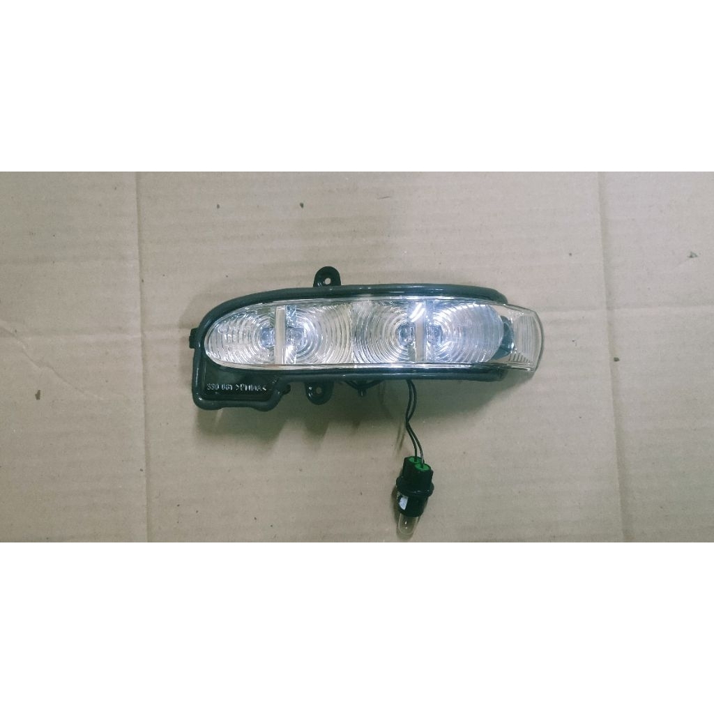 Lampu sen sein spion Mercedes Benz-mercy E class W203 W211 kiri original