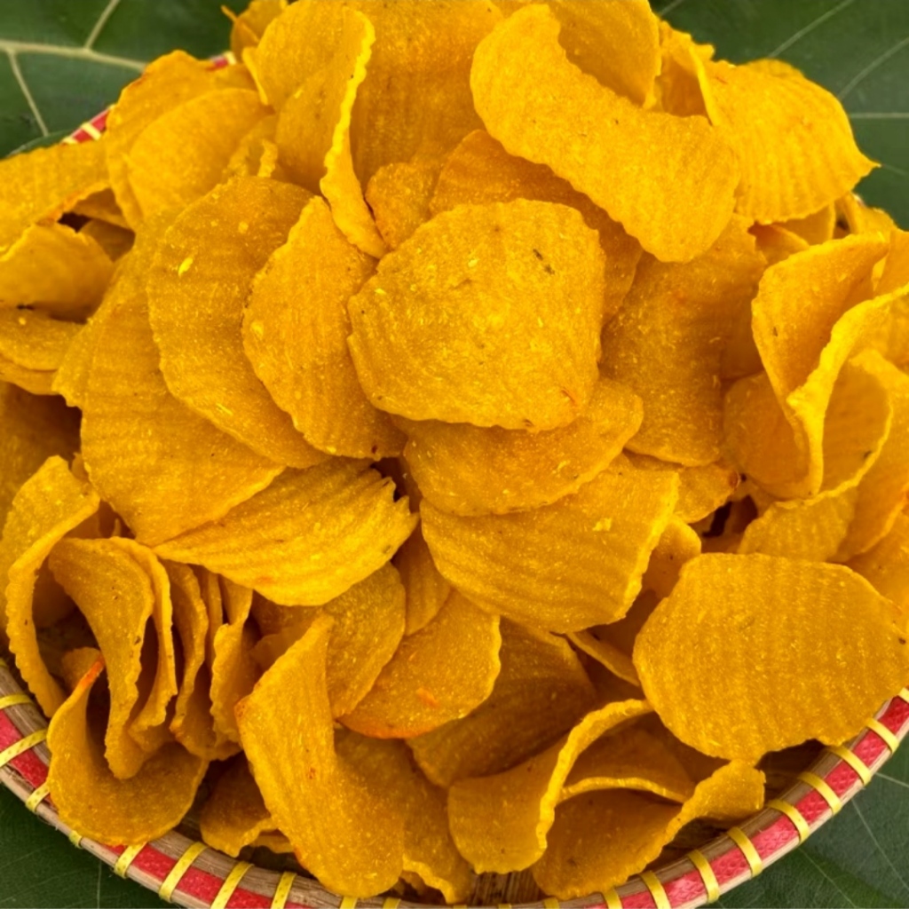 

KRUPUK PUYUR KUNING, Poco-Poco kuning mentah asli Magelang 500gr