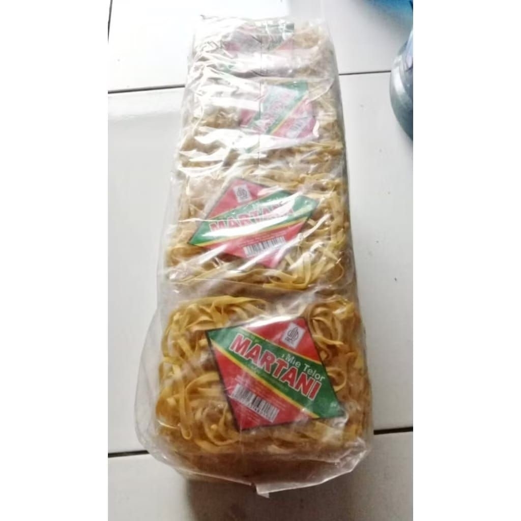 

mie telor gepeng merk Martani 1 bal isi 20 PCS