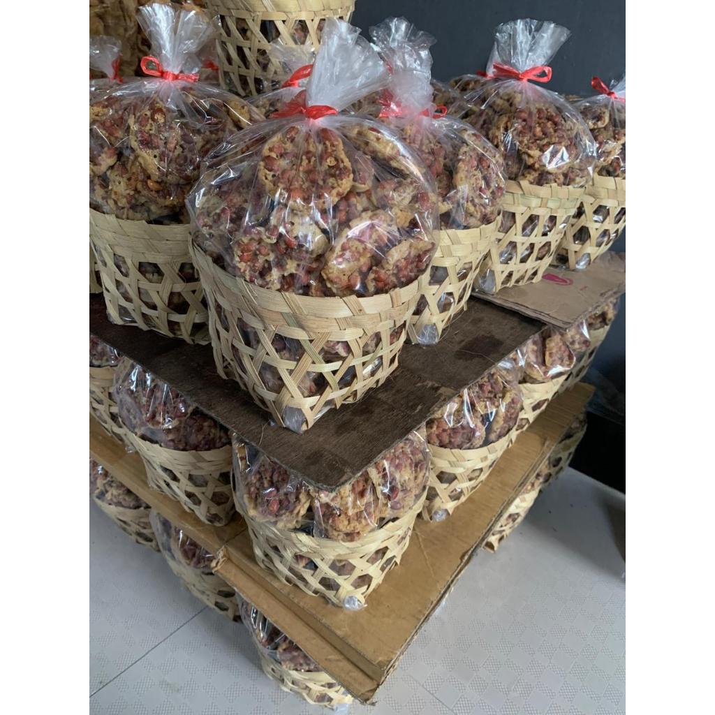 

PEYEK KRANJANG FULL KACANG ENAK GURIH RENYAH MURAH KEMASAN 1 KG