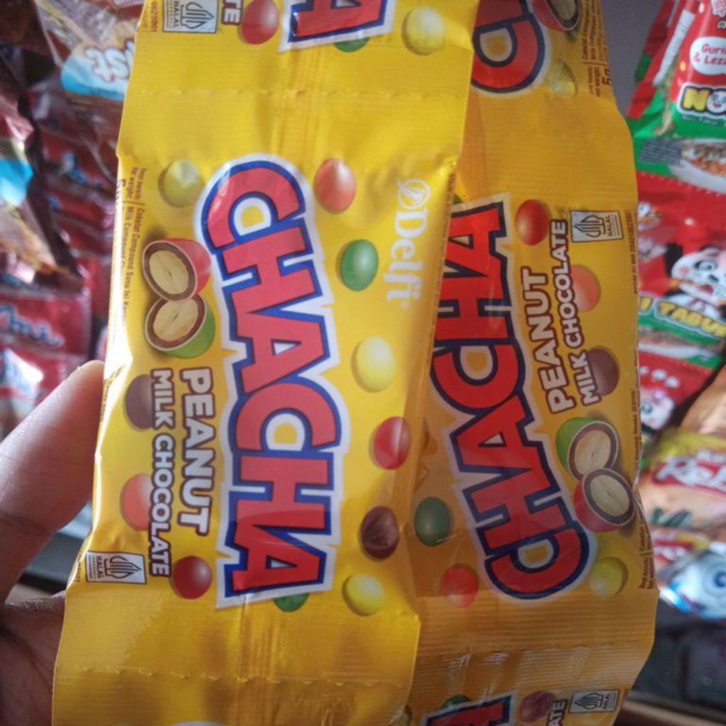 

cha cha peanut coklat 1 box isi 2 renteng