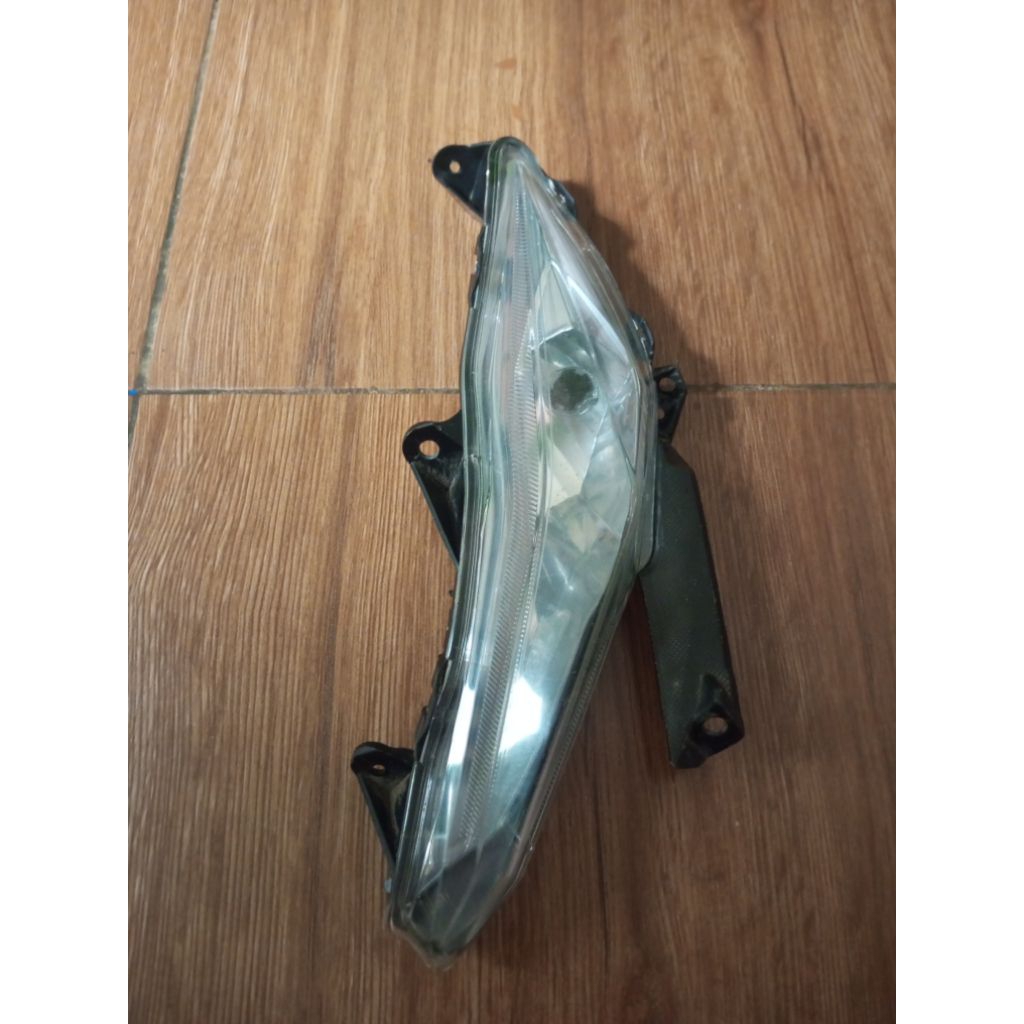 lampu sen depan kiri Honda beat fi esp 2017 bekas ori
