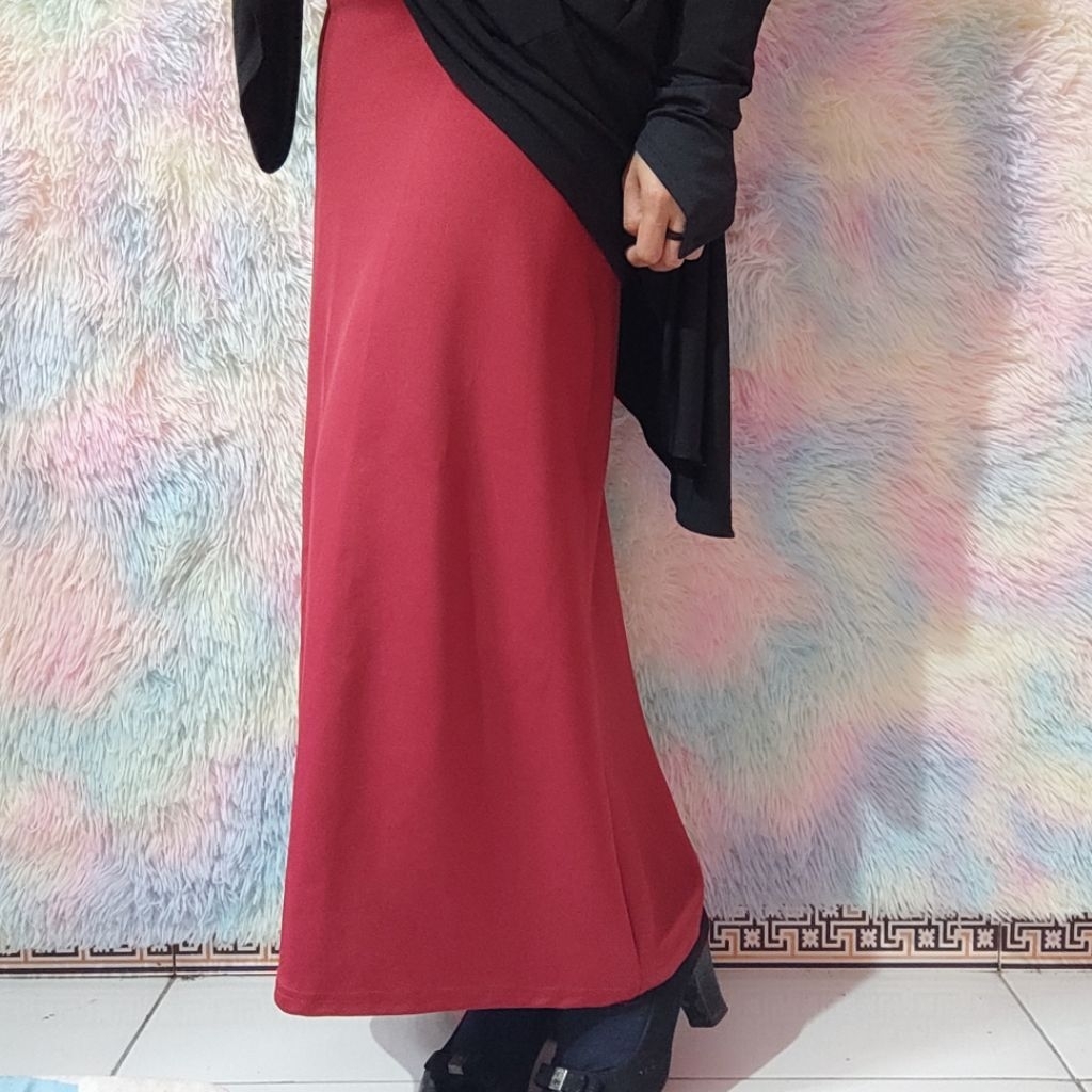 Rok Span panjang Scuba Merah Maroon payung