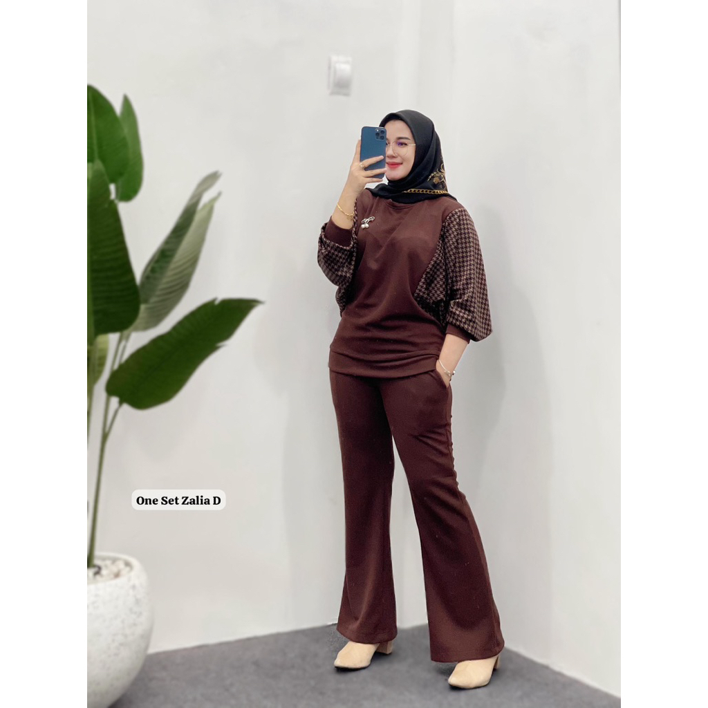 one set zalia