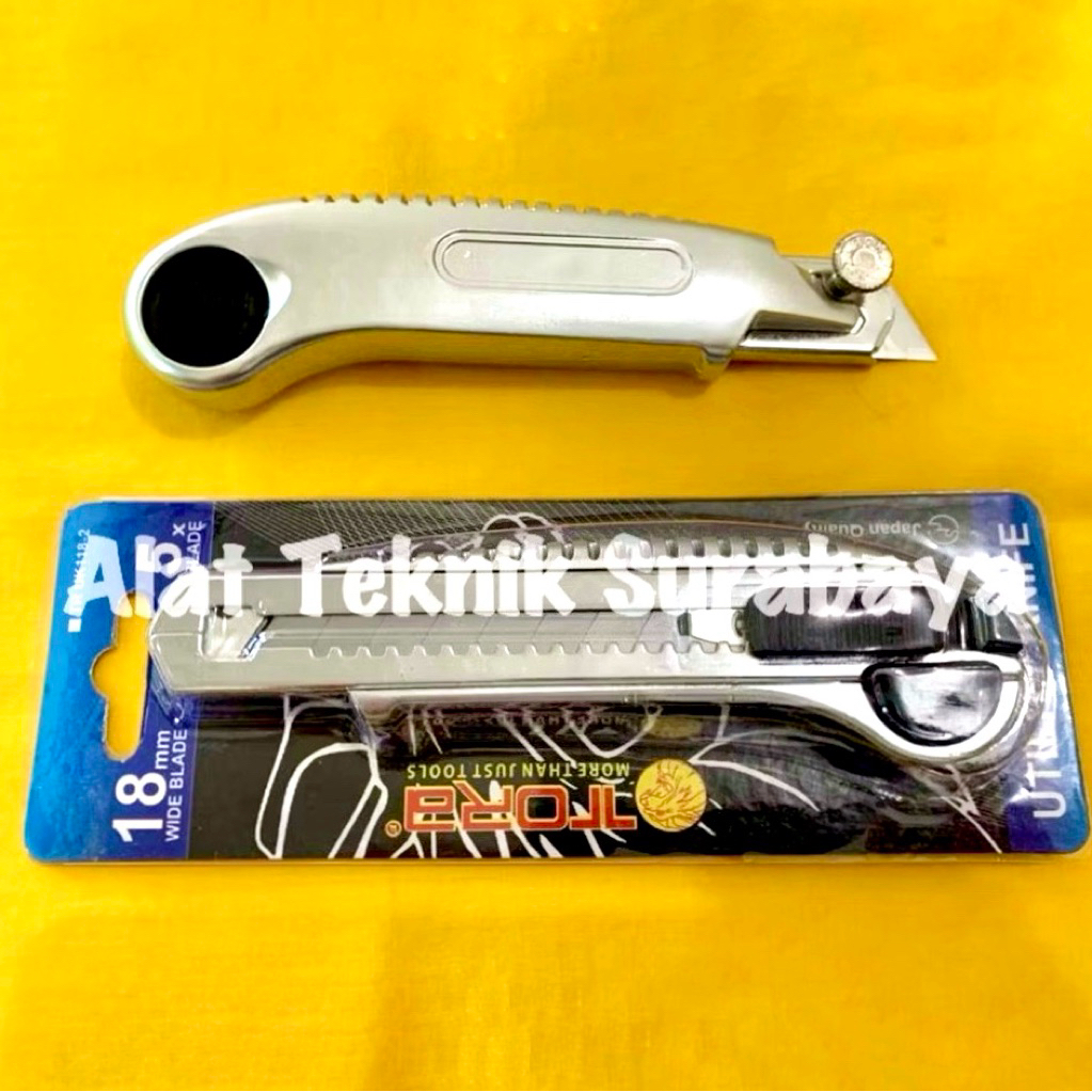 

CUTTER TORA SILVER COLOUR 18 MM 5 X BLADE / UTILITY KNIFE / SILET