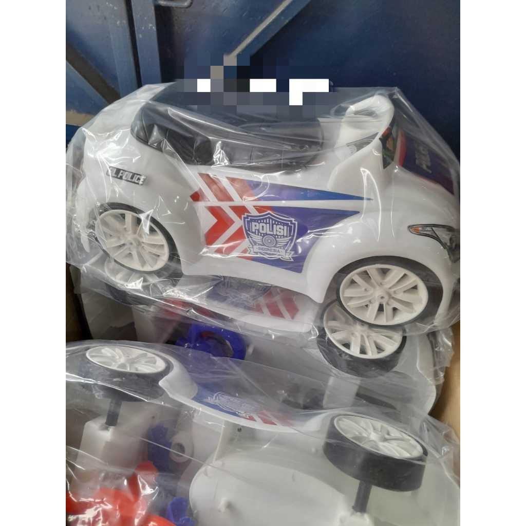 Mainan Anak Mobil  Bisa Dinaiki