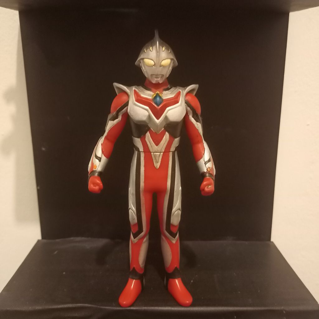 Ultra Hero Series Ultraman Nexus Junis Red Bandai 2004 | Sofubi