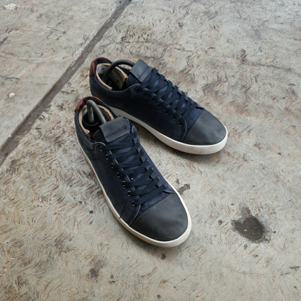 SEPATU SECOND VAGABOND CASUAL CLASIC ORIGINAL