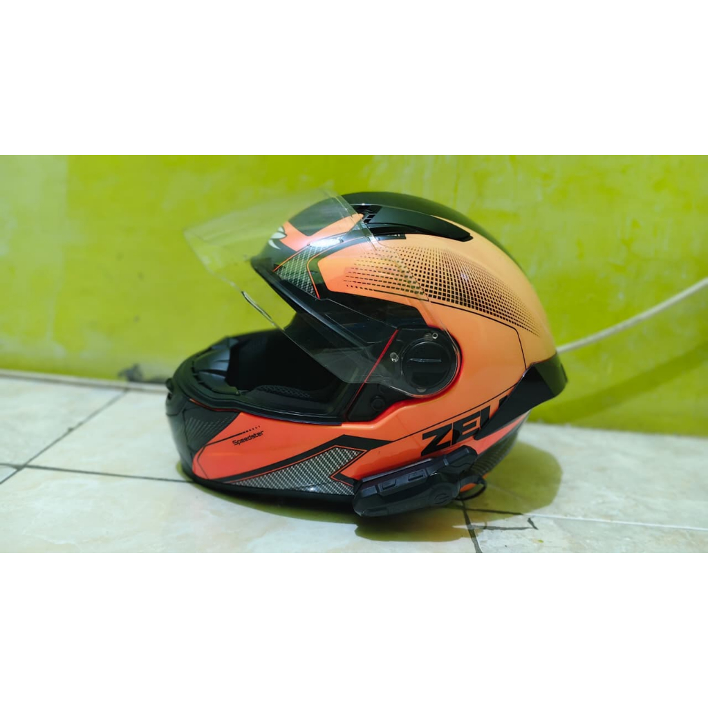Helm Fullface Zeus ZS811 Bekas Free Spoiler
