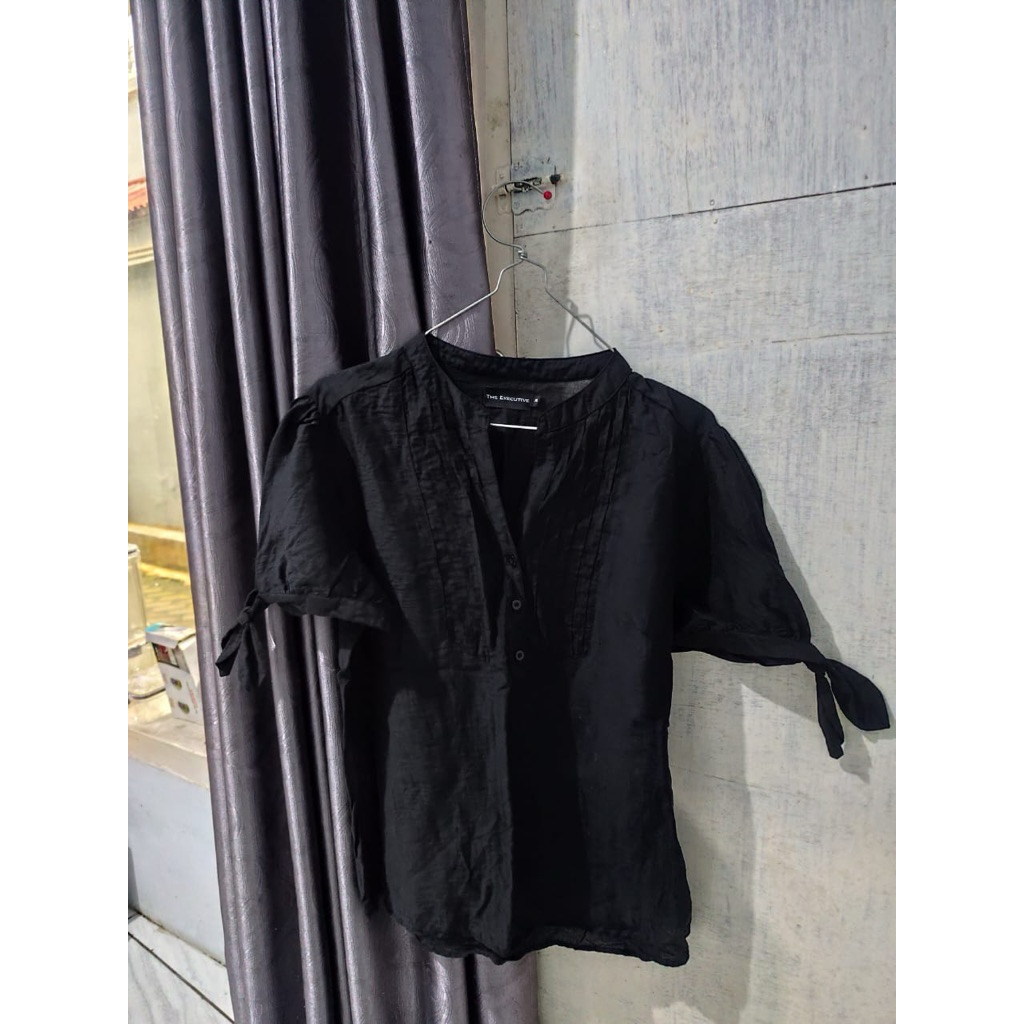 Kemeja Wanita The Executive