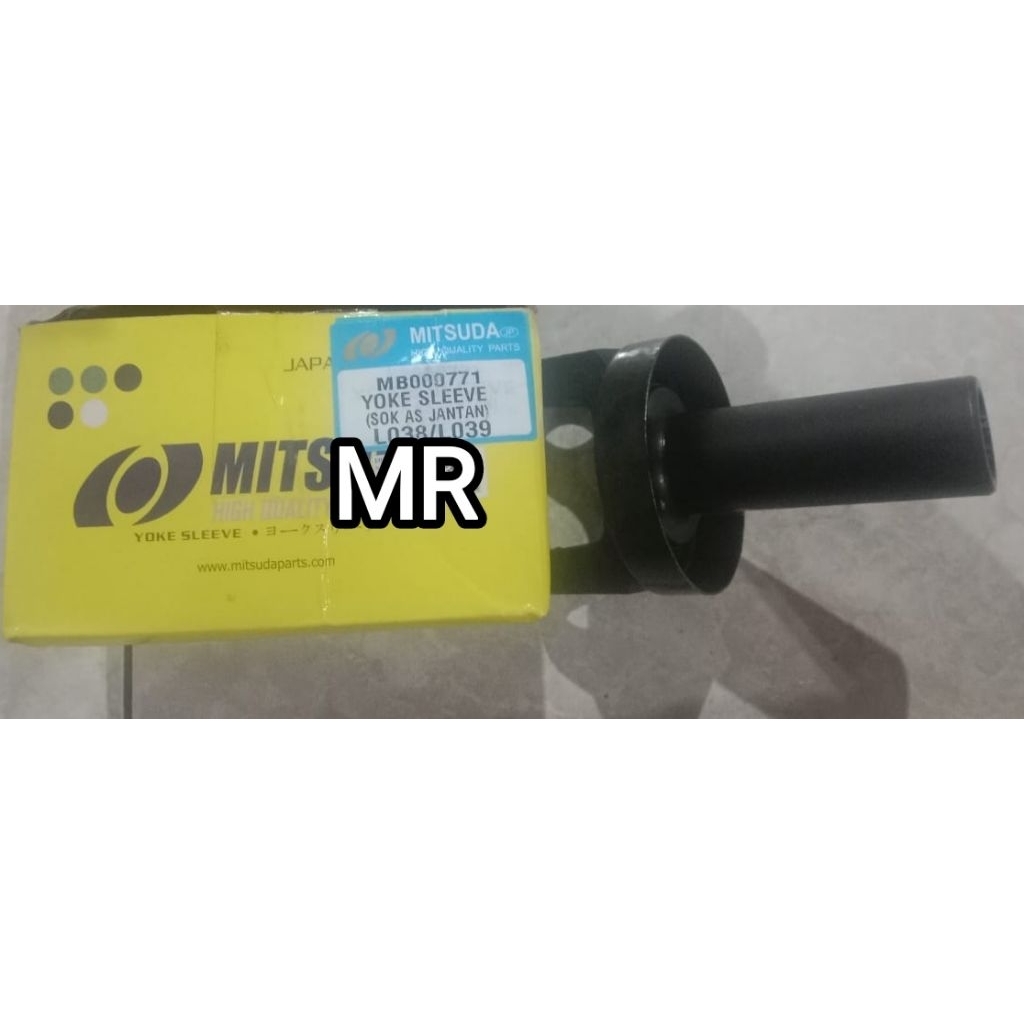 L300 diesel Rumah cros join yoke sleeve as betina cross joint Mitsubishi L 300 solar disel