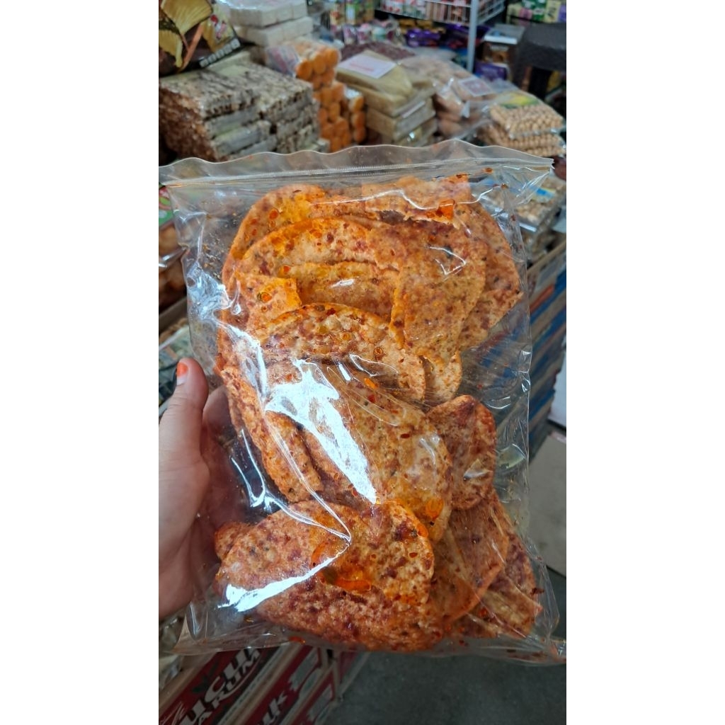 

Opak jengkol/ kerupuk opak rasa jengkol khas sumatera barat