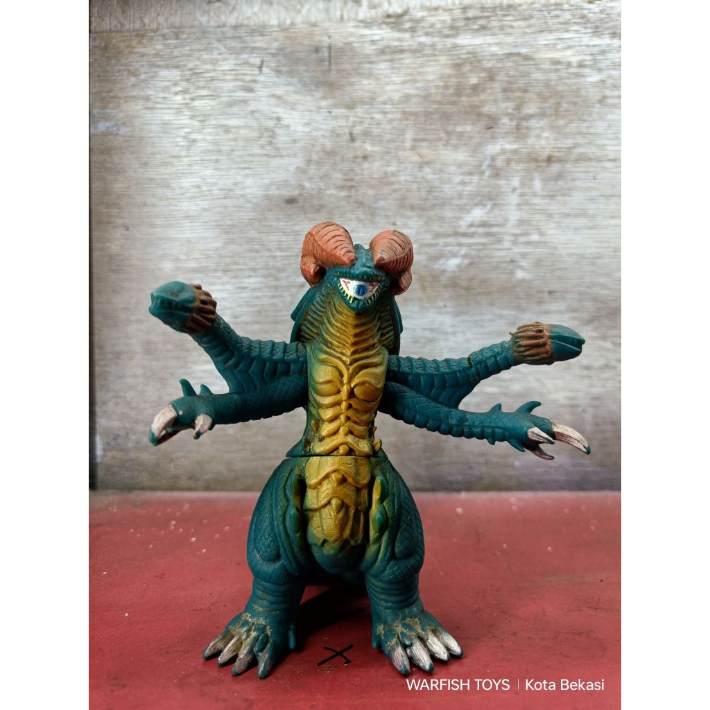 Bandai Ultra Monster Series 500 "Gargorgon"