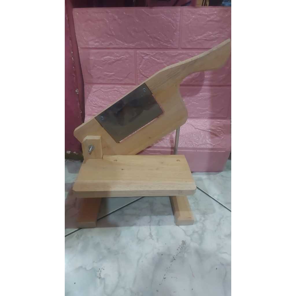 Alat pemotong kripik