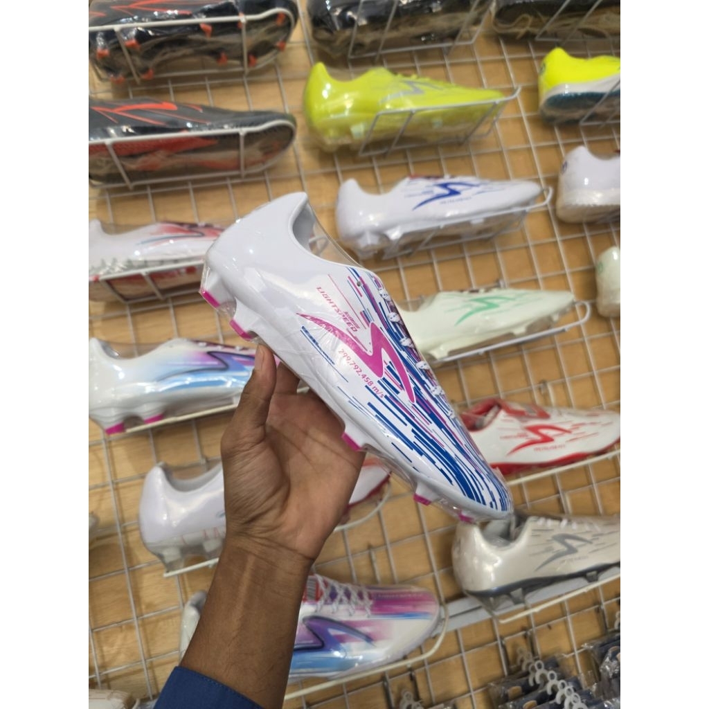 SPECS REBORN FG WHITE/MAGNIFICO