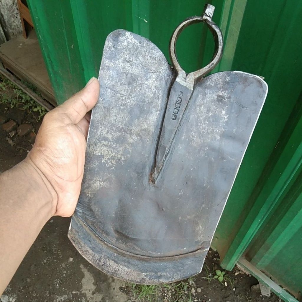 cangkul pacul tanah terek anti lengket