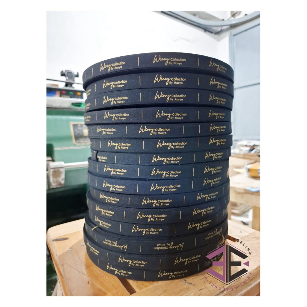 

LABEL PITERBAN IMPOR HITAM label piterban/labelmerkcustom/label sablon/label murah/label hijab/label baju anak/label custom/label nama/label pakaian/