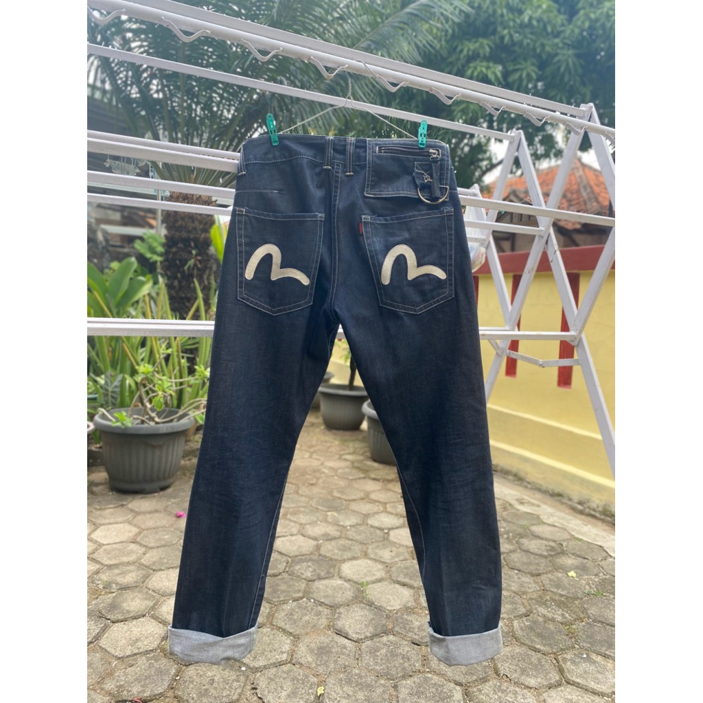 evisu jeans second