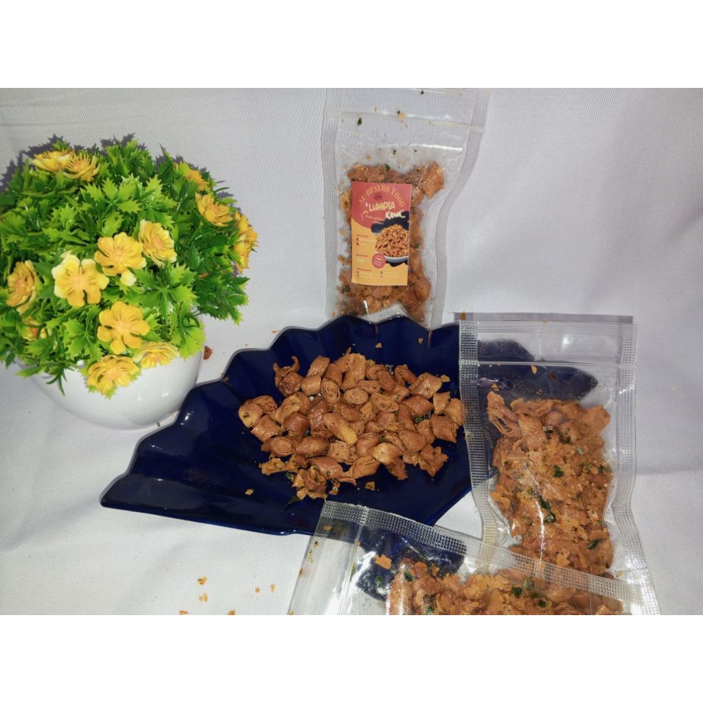 

CEMILAN LUMPIA KRISPI KRIYUK PEDES DAUN JERUK