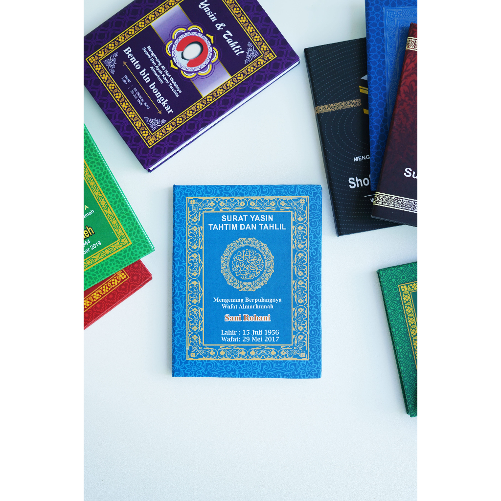 

Souvenir Buku Yasin Custom – Bisa Nama & Foto | Untuk Haji, Umroh, Tahlilan