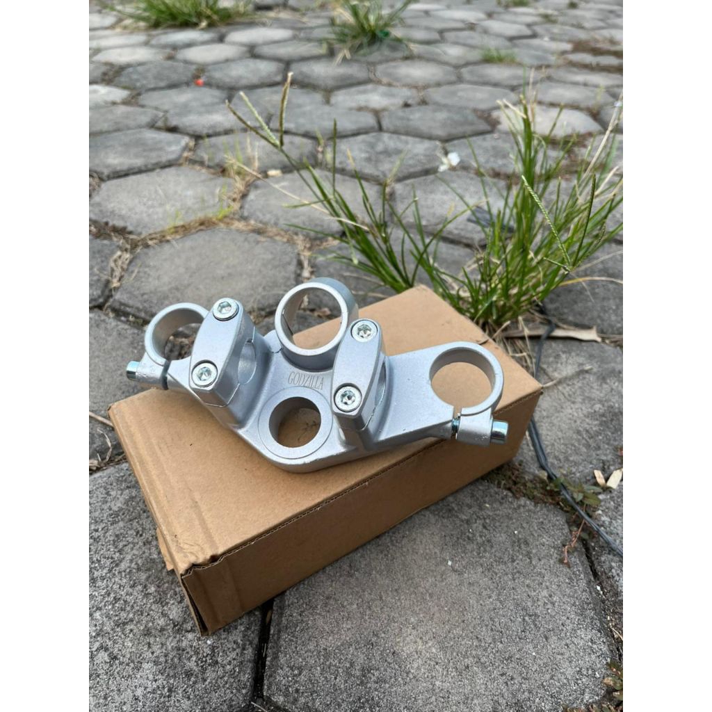 SEGITIGA T ATAS  NINJA SS PNP NINJA RR R SEGITIGA  T ATAS KAWASAKI NINJA IMPOR