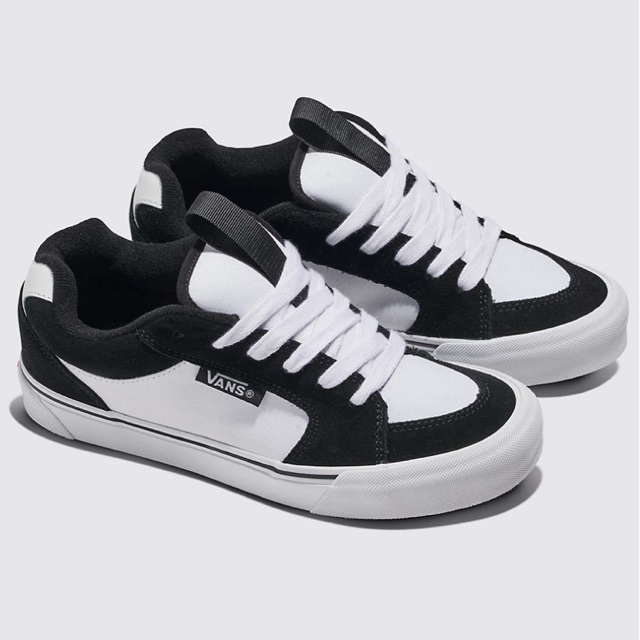 Vans Chukka Push Shoe - Black/White