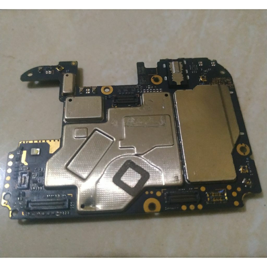 Mesin Redmi note 5 pro dan redmi 7 3/32 mati total prawan belum pernah service borong