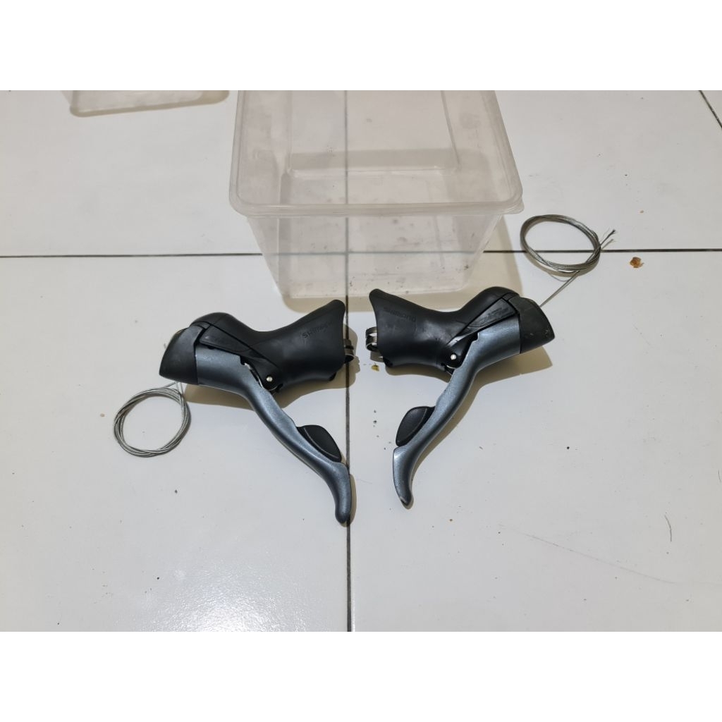 Brifter Shimano Claris Seri 2400 Speed 2x8