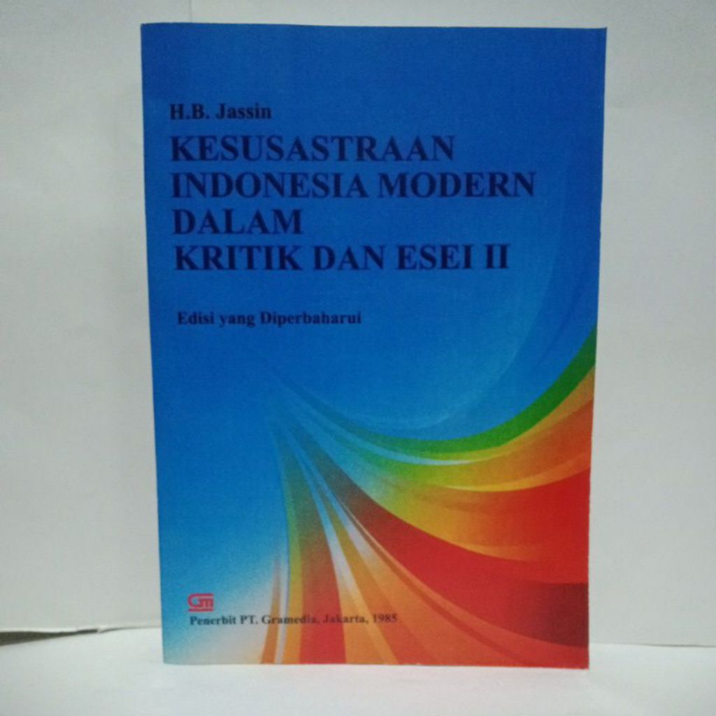 Buku Kesusastraan Indonesia Modern Dalam Kritik dan Esei ll H.B.Jassin