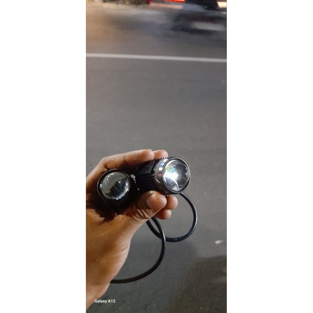 Lampu Tembak D2 Vinyx D2Pro