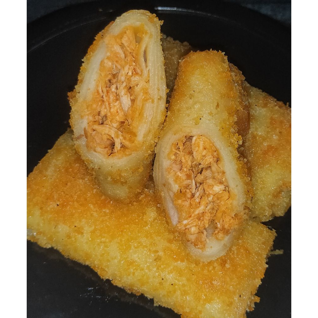 

Risoles Isi Full Ayam Suwir Pedas