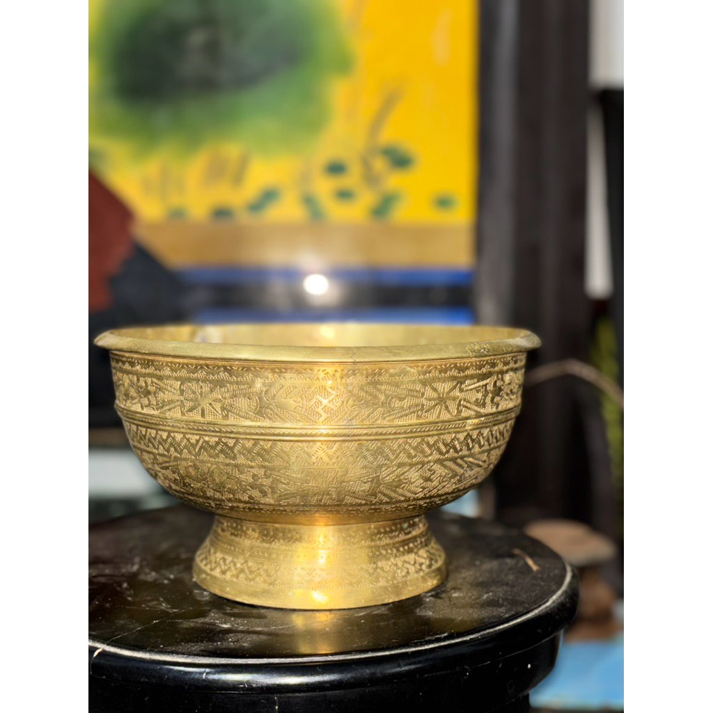 Bokor Kuningan lawasan