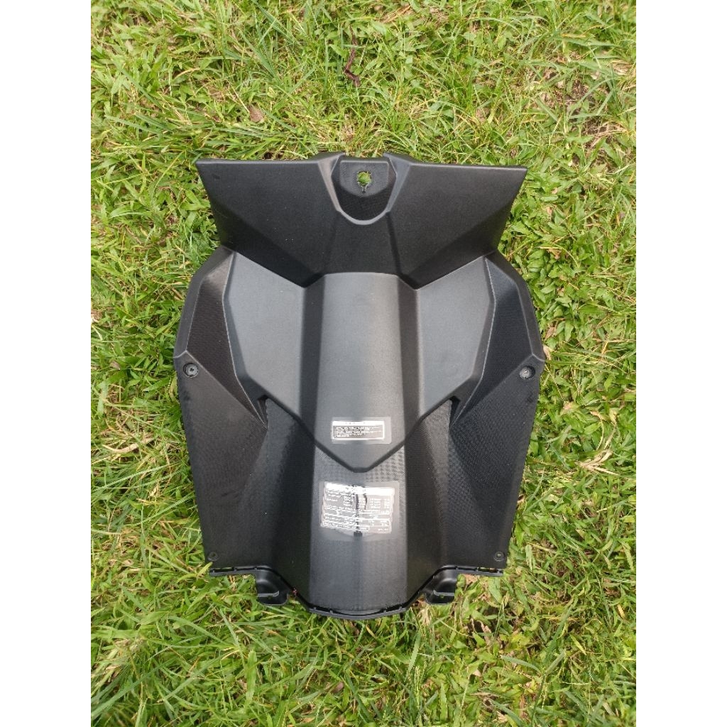 Cover body kasar legshield konci motor beat echo / beat street 2016-2018