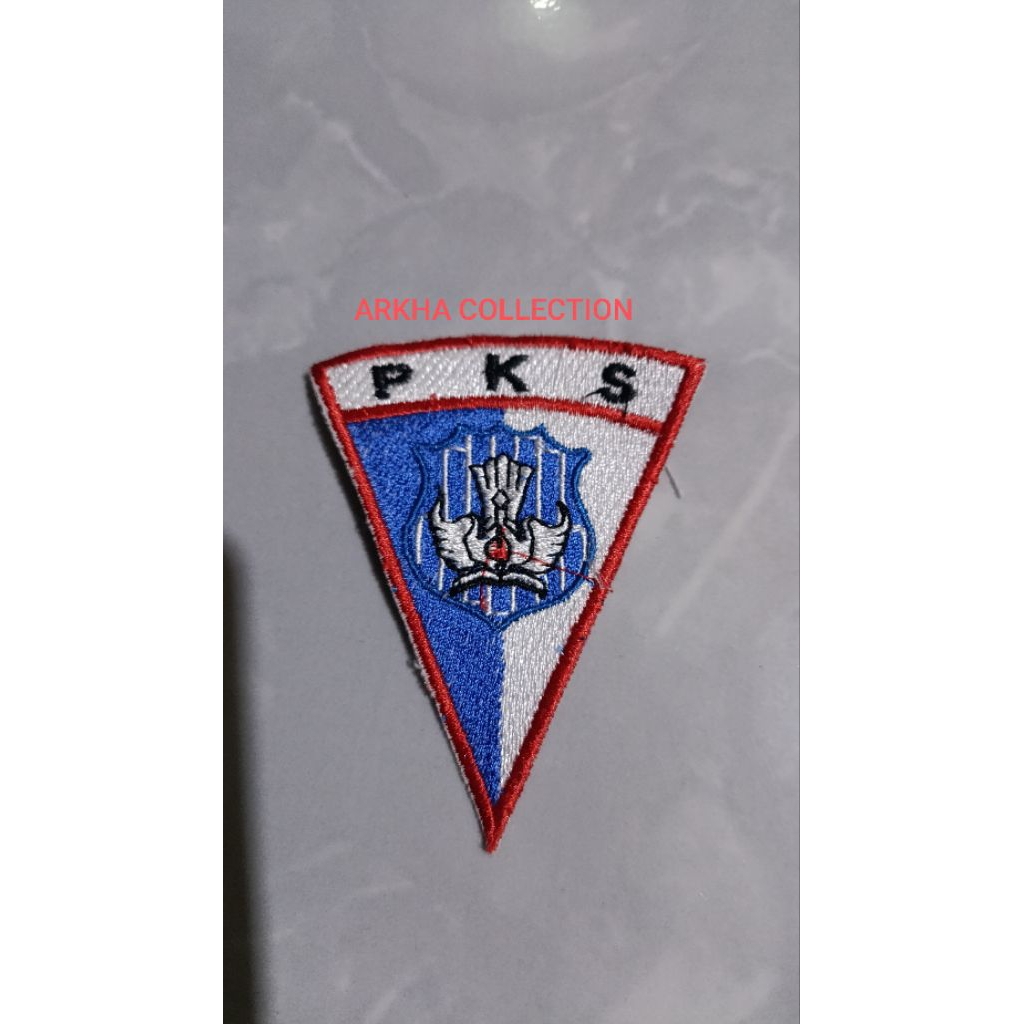 BADGE PATROLI KEAMANAN SEKOLAH ( BORDIR HARGA SATUAN ).