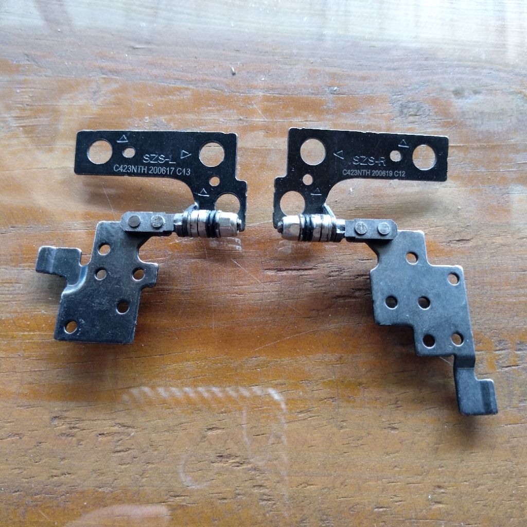 engsel laptop asus c423n